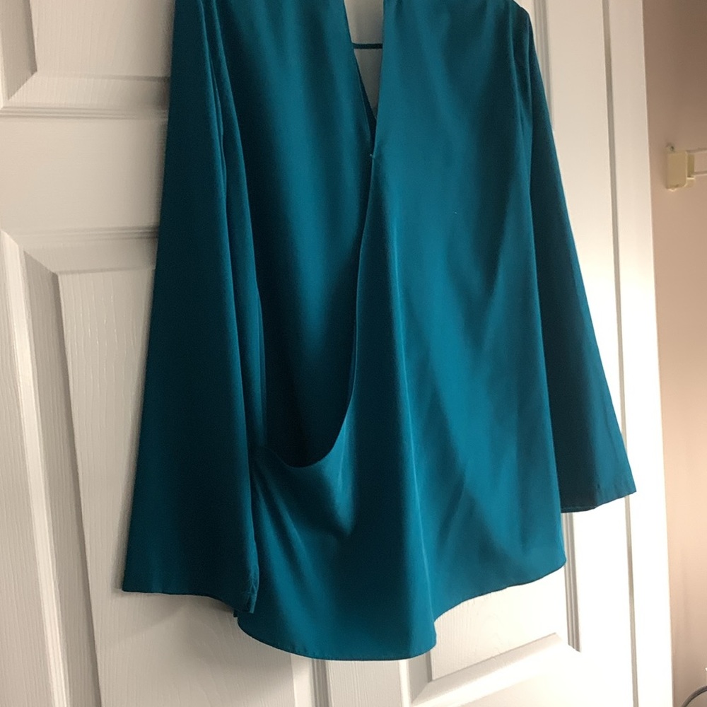 blouse - Picture 5 of 5
